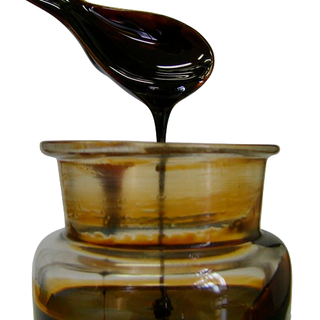Nhựa thơm Peru