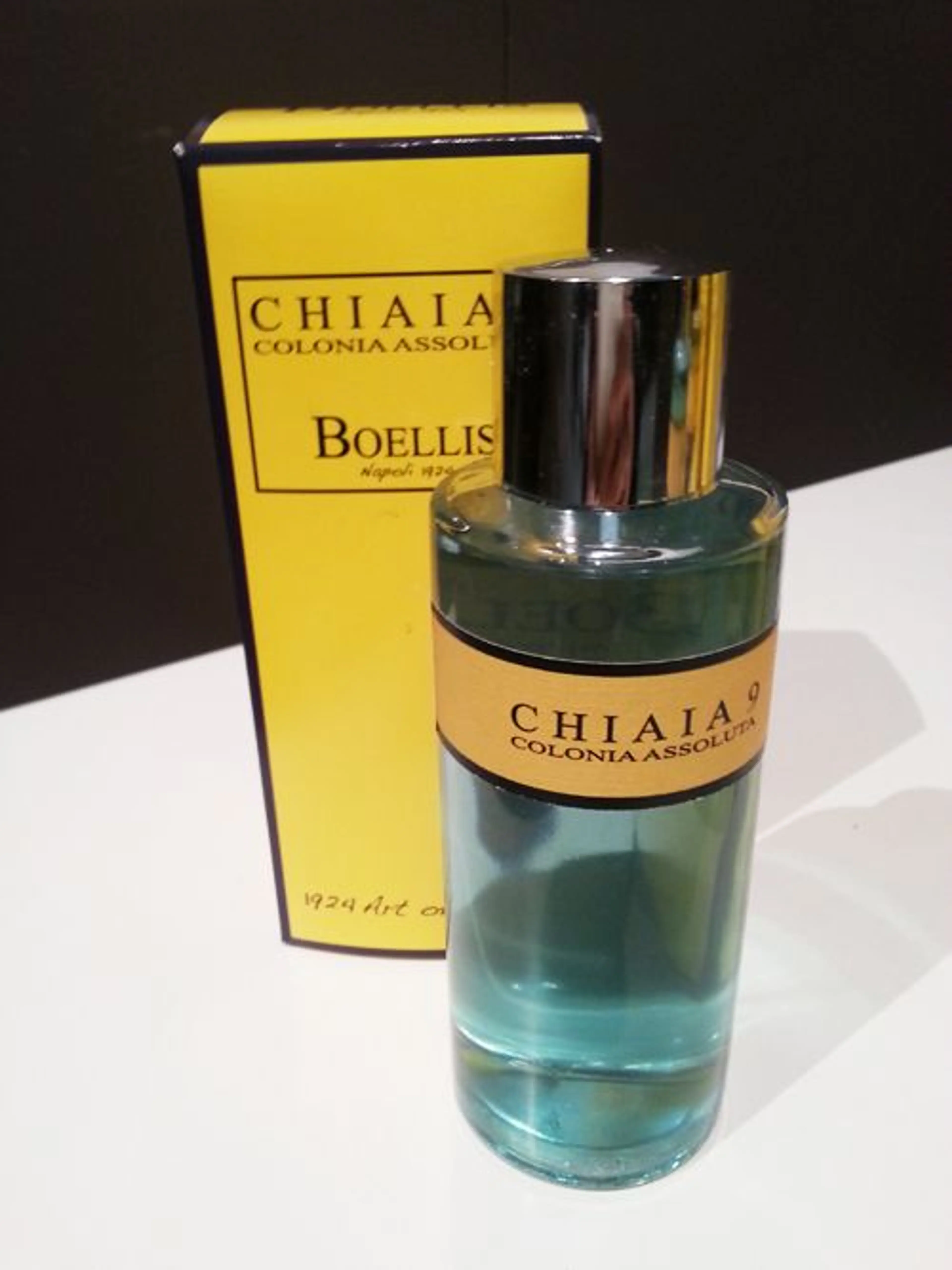 Chiaia 9