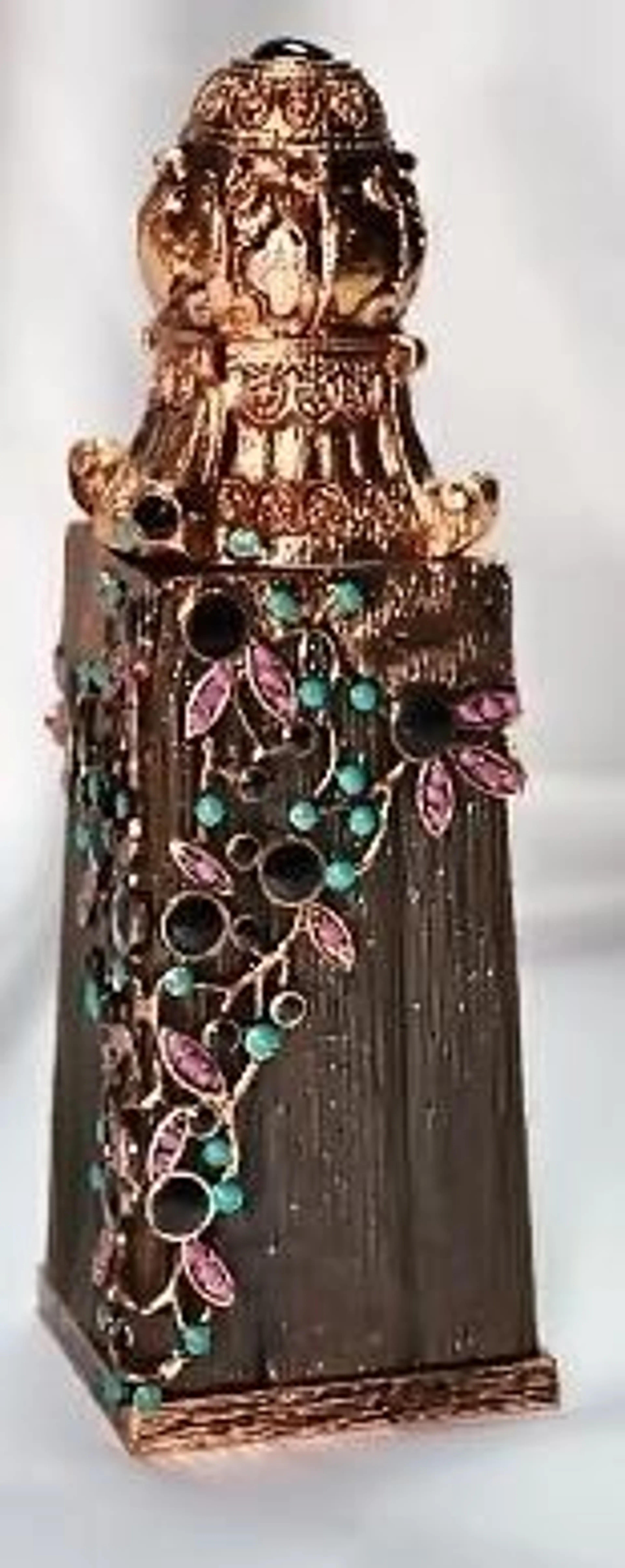 Essence of Arabia Oud