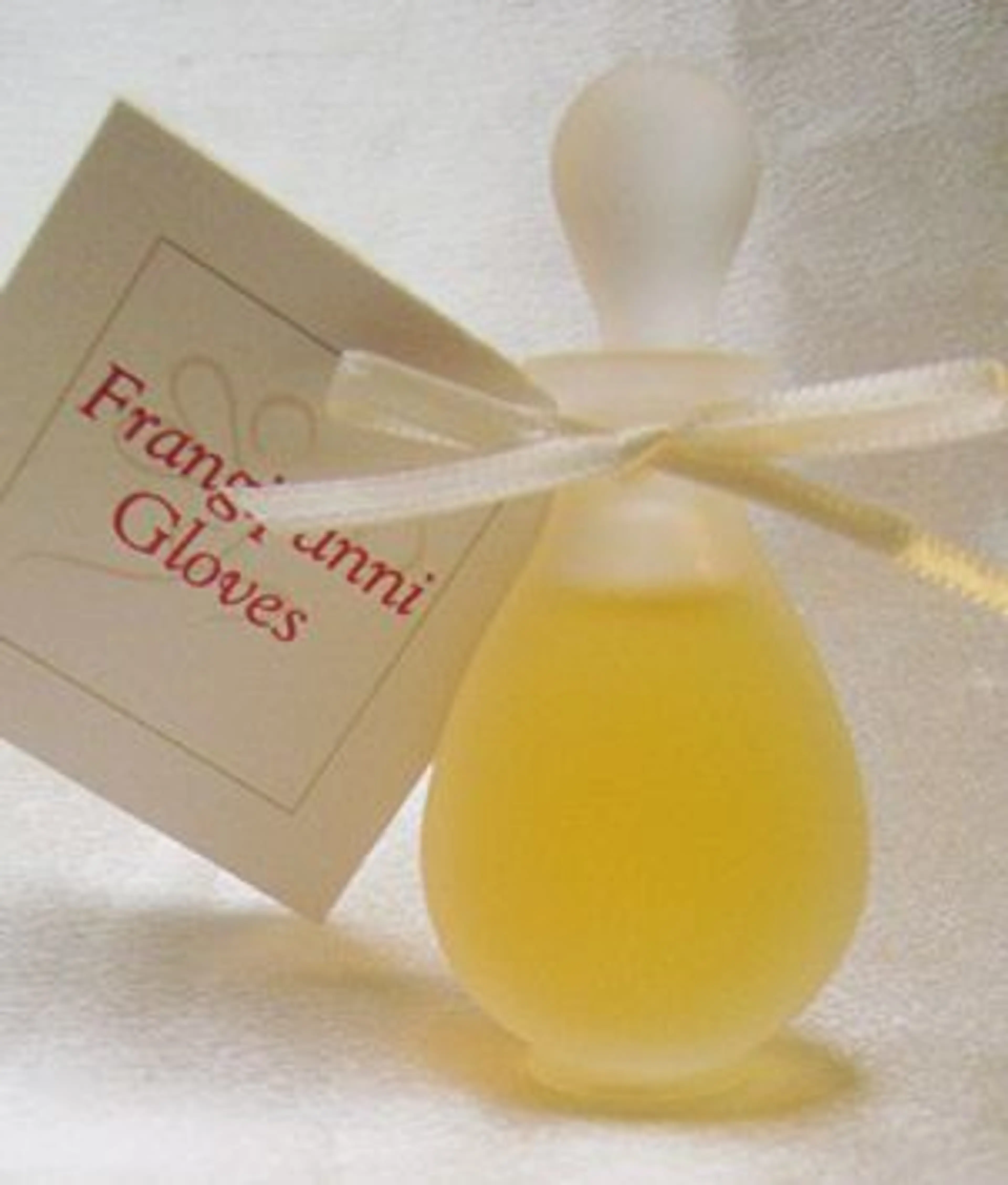 Frangipanni Gloves
