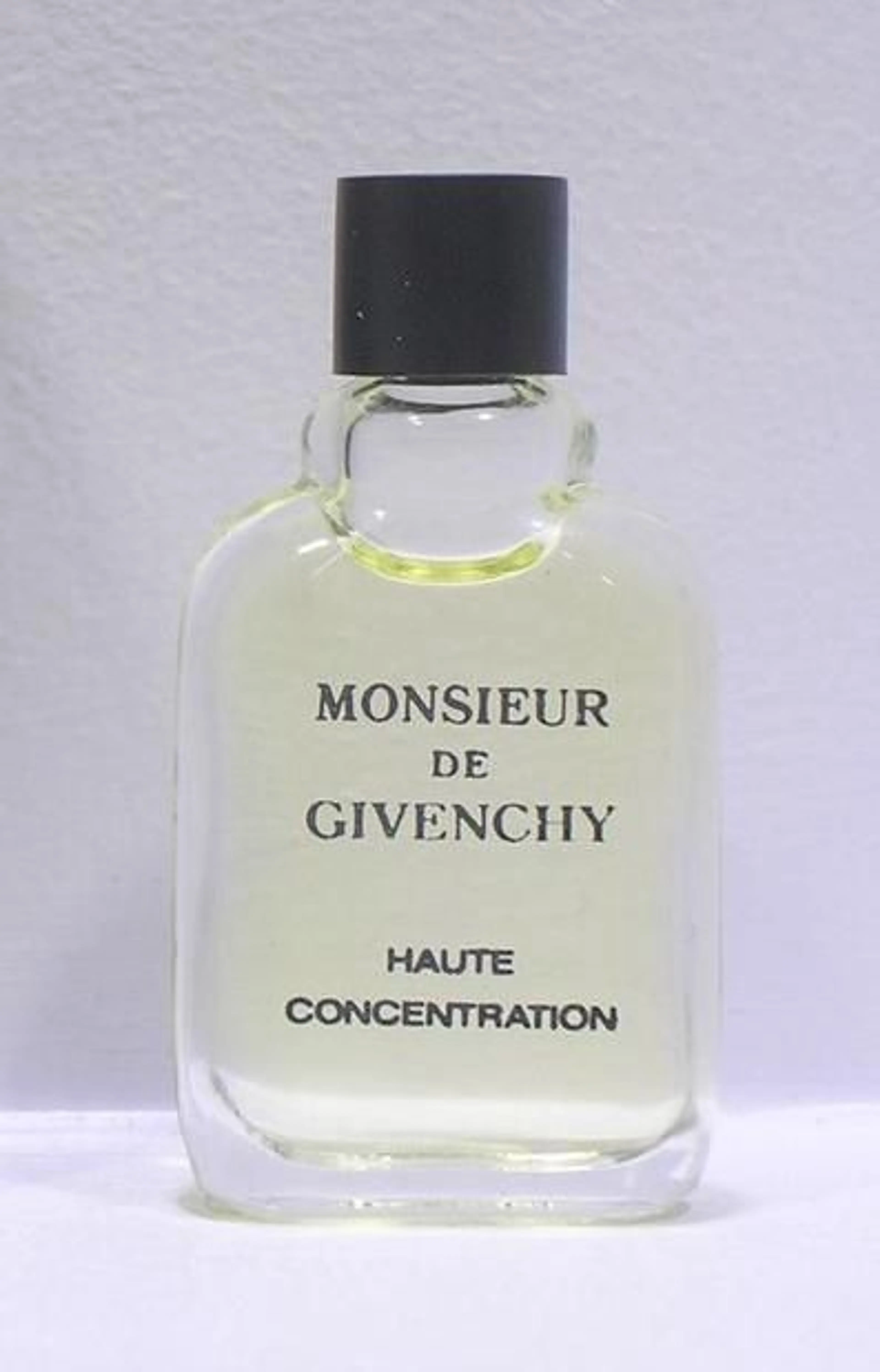 Monsieur de Givenchy Haute Concentration