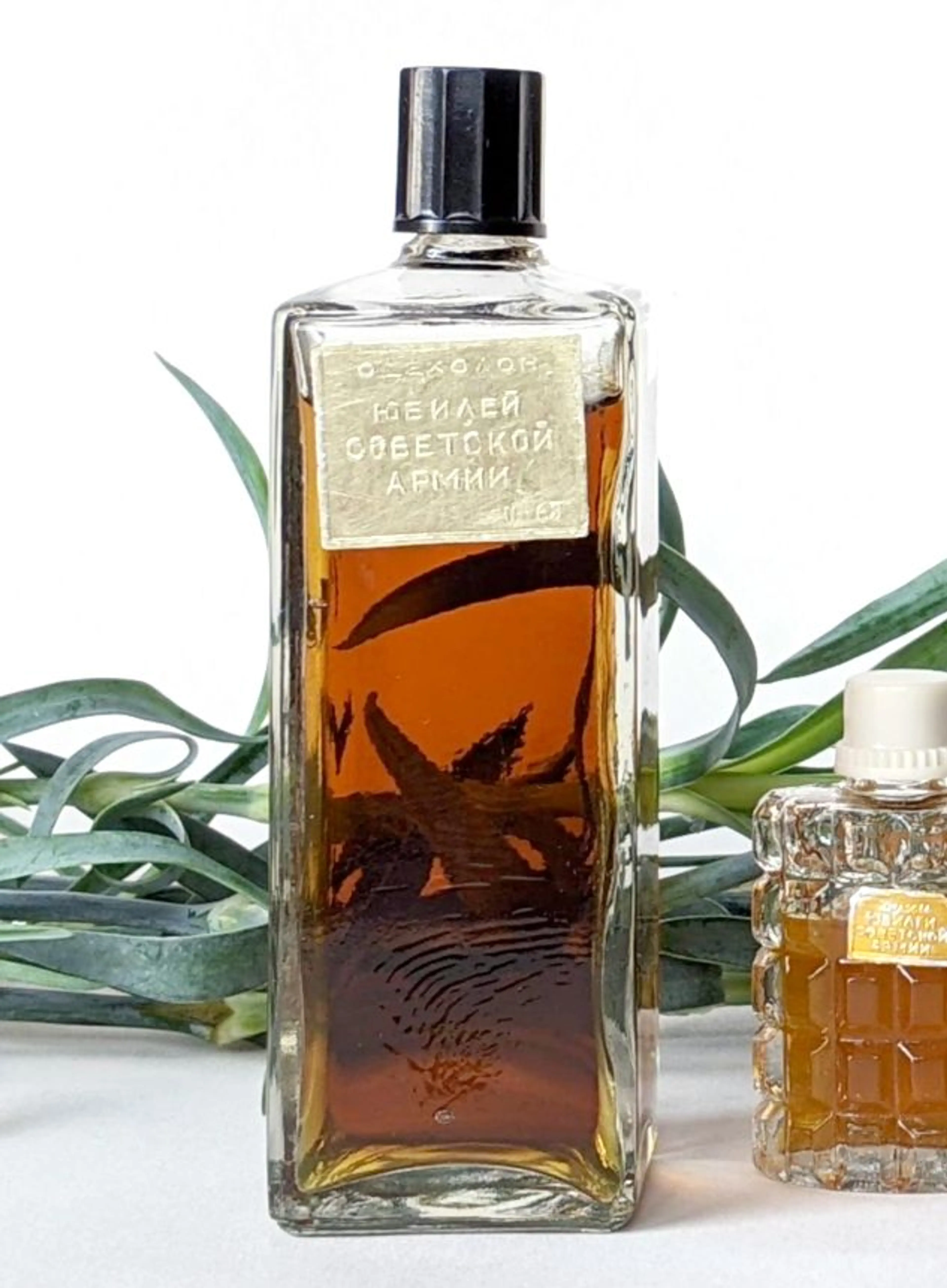 Юбилей Советской армии (Jubilee of the Soviet Army) eau de cologne